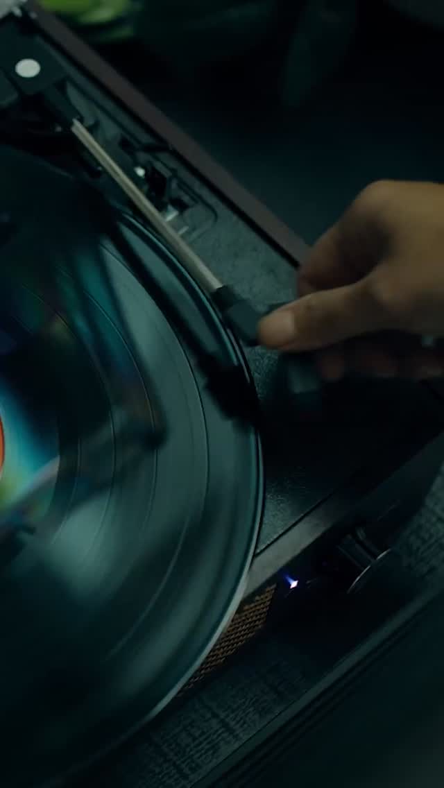 The @Aventon Soltera 3 ADV. Stealthy, smooth, and built for the city grid.

Featuring the @Gates.Bicycle Carbon Belt Drive.