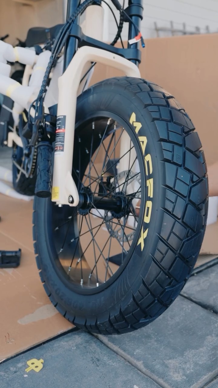 The Macfox X7 Fat Tire is built for young riders—supporting natural posture, reducing fatigue, and protecting the spine for every long, joyful ride ahead.
Shop today at Synaptic Cycles. 
📍Dana Point | Test rides available daily | SynapticCycles.com

#SynapticCycles #ElectricBike #eBike #DanaPoint #CaliforniaeBike #CaliforniaShop #Macfox @_macfox